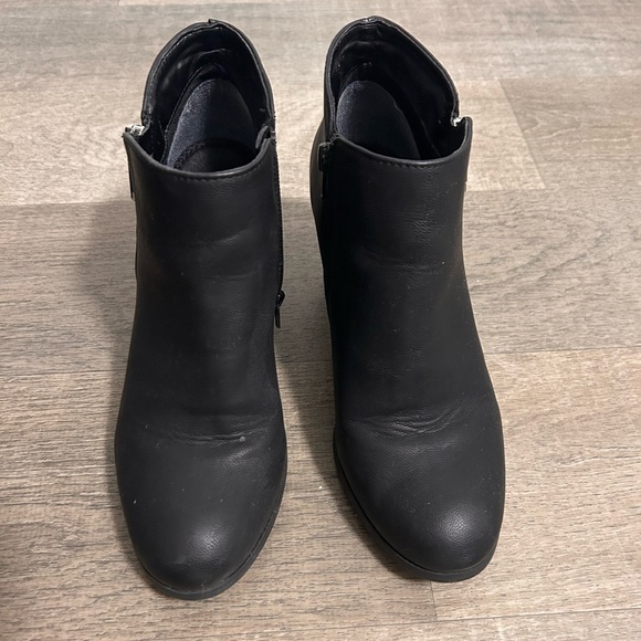 Style and Co. booties - Picture 6 of 6